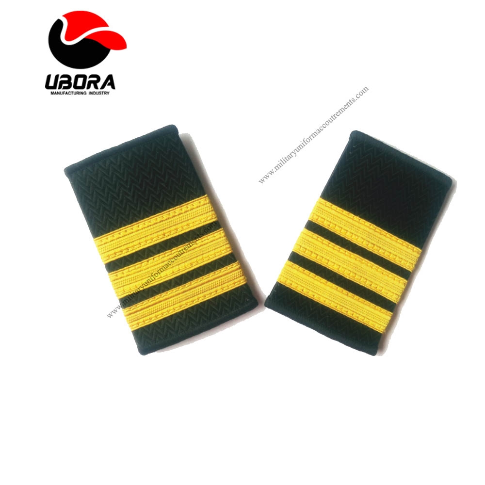 Pilot First Officer,3 Bar Epaulets, Airline, 3 Gold stripe Shoulder Boards